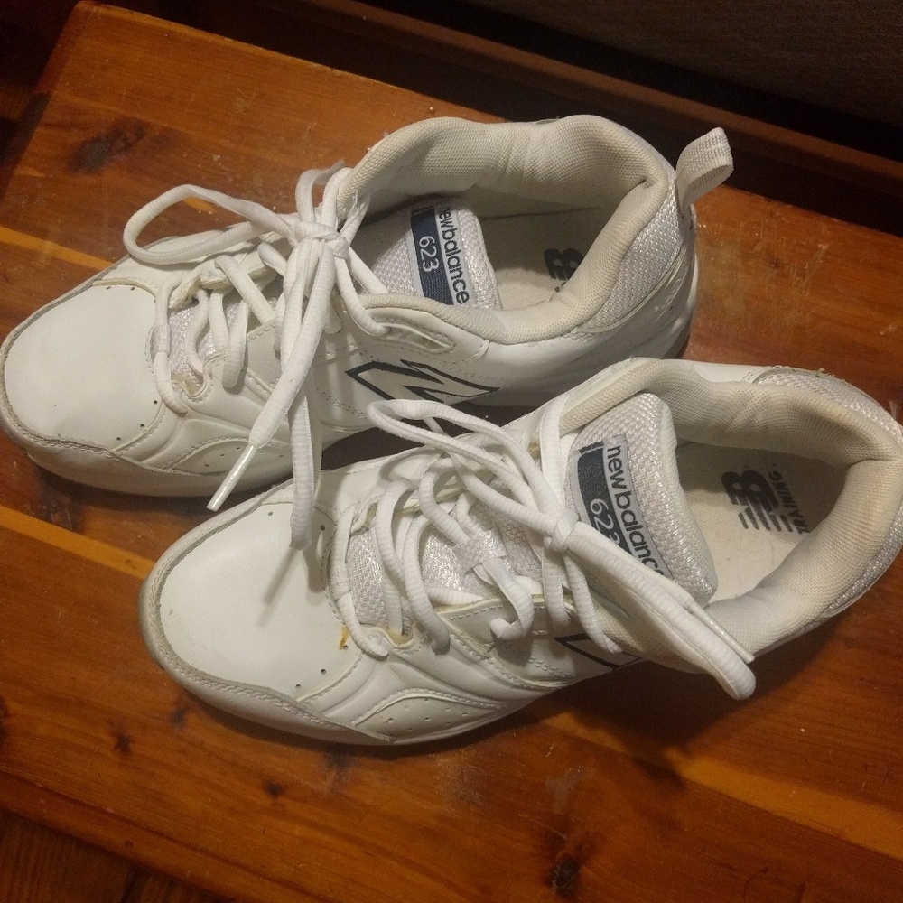 New Balance Tennis Shoes